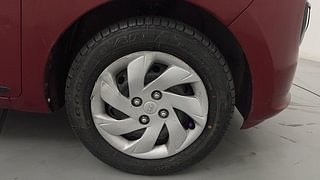 Used 2018 Hyundai New Santro 1.1 Sportz MT Petrol Manual tyres RIGHT FRONT TYRE RIM VIEW