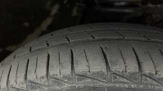 Used 2021 Maruti Suzuki Alto 800 VXi Petrol Manual tyres RIGHT FRONT TYRE TREAD VIEW