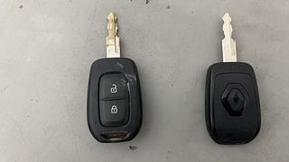 Used 2021 Renault Kwid CLIMBER 1.0 AMT Opt Petrol Automatic extra CAR KEY VIEW
