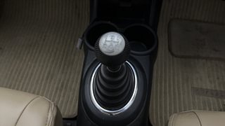 Used 2012 Honda Brio [2011-2016] S MT Petrol Manual interior GEAR  KNOB VIEW