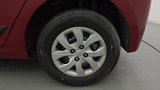 Used 2017 Hyundai Elite i20 [2014-2018] Sportz 1.2 Petrol Manual tyres LEFT REAR TYRE RIM VIEW