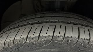 Used 2016 volkswagen Vento 1.6L Highline Petrol Petrol Manual tyres RIGHT FRONT TYRE TREAD VIEW