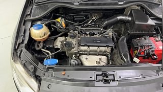 Used 2012 Volkswagen Polo [2010-2014] Highline1.2L (P) Petrol Manual engine ENGINE RIGHT SIDE VIEW
