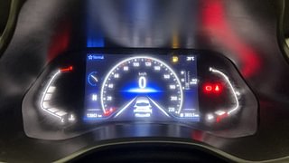 Used 2021 Renault Kiger RXZ AMT Dual Tone Petrol Automatic interior CLUSTERMETER VIEW