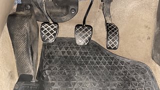 Used 2021 Volkswagen Vento Highline 1.0L TSI Petrol Manual interior PEDALS VIEW