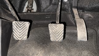 Used 2012 Hyundai Verna [2011-2015] Fluidic 1.6 VTVT SX Petrol Manual interior PEDALS VIEW