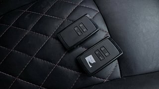 Used 2022 Renault Kiger RXZ 1.0 Turbo MT Petrol Manual extra CAR KEY VIEW