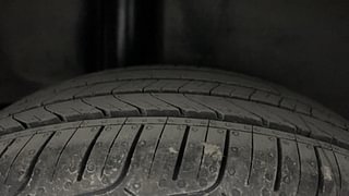 Used 2018 maruti-suzuki Ciaz Alpha Petrol Petrol Manual tyres RIGHT REAR TYRE TREAD VIEW