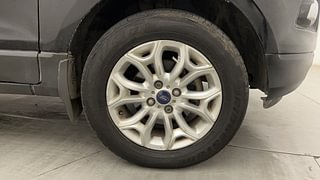 Used 2014 Ford EcoSport Titanium 1.5 TDCi (Opt) Diesel Manual tyres RIGHT FRONT TYRE RIM VIEW