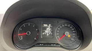 Used 2016 volkswagen Vento 1.2L Highline Petrol AT Petrol Automatic interior CLUSTERMETER VIEW