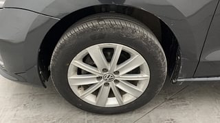 Used 2016 volkswagen Vento 1.6L Highline Petrol Petrol Manual tyres LEFT FRONT TYRE RIM VIEW