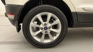 Used 2018 Ford EcoSport [2017-2021] Titanium + 1.5L TDCi Diesel Manual tyres RIGHT REAR TYRE RIM VIEW