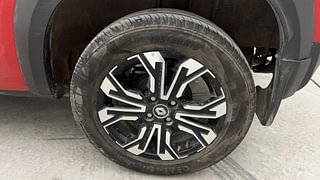 Used 2021 Renault Kiger RXZ AMT Dual Tone Petrol Automatic tyres LEFT REAR TYRE RIM VIEW