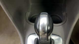 Used 2016 volkswagen Vento 1.2L Highline Petrol AT Petrol Automatic interior GEAR  KNOB VIEW