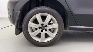 Used 2012 Volkswagen Polo [2010-2014] Highline1.2L (P) Petrol Manual tyres RIGHT REAR TYRE RIM VIEW