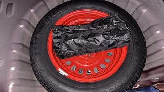 Used 2022 Renault Kiger RXZ 1.0 Turbo MT Petrol Manual tyres SPARE TYRE VIEW