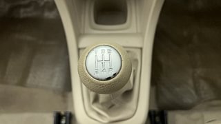 Used 2017 Maruti Suzuki Ertiga [2015-2018] ZXI+ Petrol Manual interior GEAR  KNOB VIEW