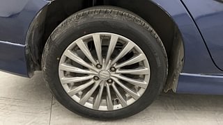 Used 2018 maruti-suzuki Ciaz Alpha Petrol Petrol Manual tyres RIGHT REAR TYRE RIM VIEW