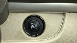 Used 2017 Maruti Suzuki Ertiga [2015-2018] ZXI+ Petrol Manual top_features Keyless start