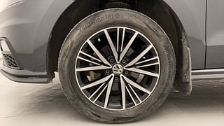 Used 2021 Volkswagen Vento Highline 1.0L TSI Petrol Manual tyres LEFT FRONT TYRE RIM VIEW