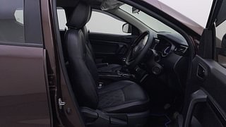 Used 2022 Renault Kiger RXZ 1.0 Turbo MT Petrol Manual interior RIGHT SIDE FRONT DOOR CABIN VIEW