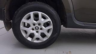 Used 2021 Renault Duster [2020-2022] RXE Turbo Petrol Petrol Manual tyres RIGHT REAR TYRE RIM VIEW