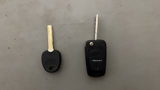 Used 2012 Hyundai Verna [2011-2015] Fluidic 1.6 VTVT SX Petrol Manual extra CAR KEY VIEW