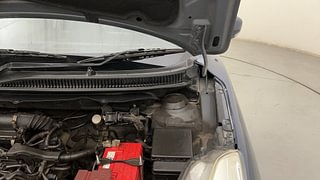 Used 2017 Maruti Suzuki Baleno [2015-2019] Zeta Petrol Petrol Manual engine ENGINE LEFT SIDE HINGE & APRON VIEW
