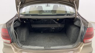 Used 2016 volkswagen Vento 1.2L Highline Petrol AT Petrol Automatic interior DICKY INSIDE VIEW