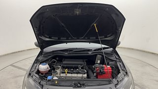 Used 2016 volkswagen Vento 1.6L Highline Petrol Petrol Manual engine ENGINE & BONNET OPEN FRONT VIEW
