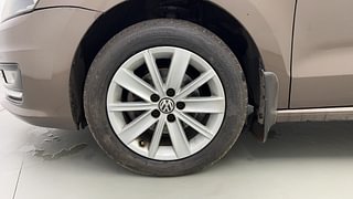 Used 2016 volkswagen Vento 1.2L Highline Petrol AT Petrol Automatic tyres LEFT FRONT TYRE RIM VIEW