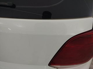 Used 2016 Volkswagen Polo [2015-2019] Highline1.2L (P) Petrol Manual dents MINOR SCRATCH