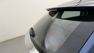 Used 2017 Maruti Suzuki Baleno [2015-2019] Zeta Petrol Petrol Manual top_features Rear defogger