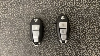 Used 2017 Maruti Suzuki Baleno [2015-2019] Zeta Petrol Petrol Manual extra CAR KEY VIEW