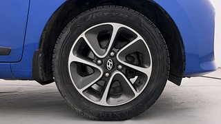 Used 2017 Hyundai Grand i10 [2017-2020] Asta 1.2 Kappa VTVT Petrol Manual tyres RIGHT FRONT TYRE RIM VIEW