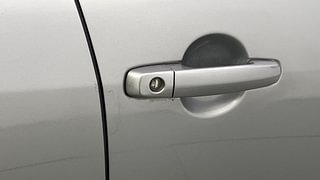 Used 2013 Maruti Suzuki Swift [2011-2017] VXi Petrol Manual dents MINOR SCRATCH