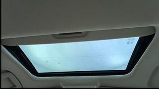 Used 2023 Tata Altroz XZ Plus (S) Diesel Manual top_features Sunroof