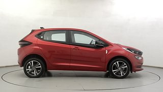 Used 2023 Tata Altroz XZ Plus (S) Diesel Manual exterior RIGHT SIDE VIEW