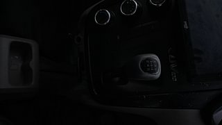 Used 2016 Mahindra KUV100 [2015-2017] K4 5 STR Petrol Manual interior GEAR  KNOB VIEW