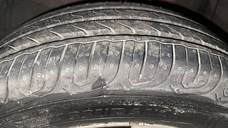 Used 2013 Honda Amaze [2013-2016] 1.2 VX i-VTEC Petrol Manual tyres LEFT FRONT TYRE TREAD VIEW