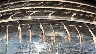 Used 2023 Maruti Suzuki Ignis Delta MT Petrol Petrol Manual tyres RIGHT REAR TYRE TREAD VIEW