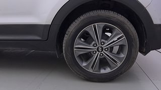 Used 2017 Hyundai Creta [2015-2018] 1.6 SX Plus Auto Diesel Automatic tyres LEFT REAR TYRE RIM VIEW