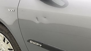 Used 2013 Maruti Suzuki Swift [2011-2017] VXi Petrol Manual dents MINOR SCRATCH