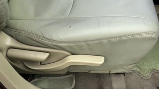Used 2013 Honda Amaze [2013-2016] 1.2 VX i-VTEC Petrol Manual top_features Driver height adjustable seat