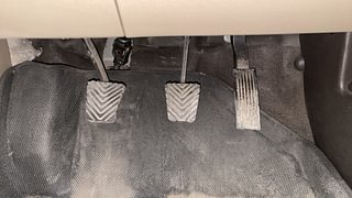 Used 2012 Hyundai i20 [2010-2012] Asta 1.4 CRDI Diesel Manual interior PEDALS VIEW