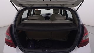 Used 2012 Hyundai i20 [2010-2012] Asta 1.4 CRDI Diesel Manual interior DICKY INSIDE VIEW