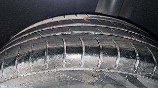 Used 2016 Maruti Suzuki Baleno [2015-2019] Delta Petrol Petrol Manual tyres LEFT REAR TYRE TREAD VIEW