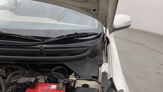 Used 2017 Hyundai Elite i20 [2014-2018] Asta 1.2 (O) Petrol Manual engine ENGINE LEFT SIDE HINGE & APRON VIEW