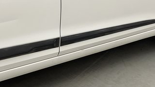 Used 2017 Hyundai Elite i20 [2014-2018] Asta 1.2 (O) Petrol Manual dents MINOR SCRATCH