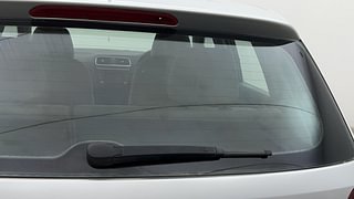 Used 2011 Volkswagen Polo [2010-2014] Highline1.2L (P) Petrol Manual top_features Rear wiper